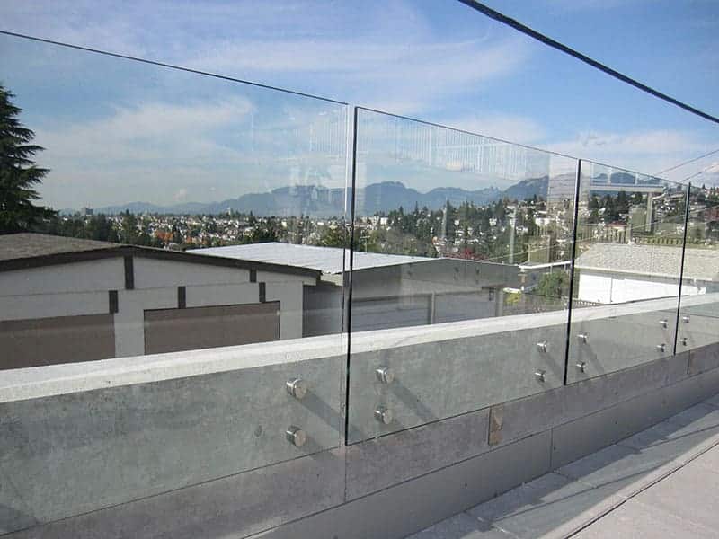 The Cost Of Framed And Frameless Glass Railing